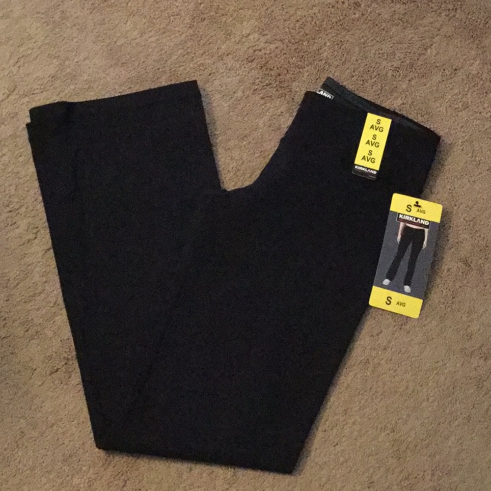 Ladies’ Pull On Pant. Size S AVG